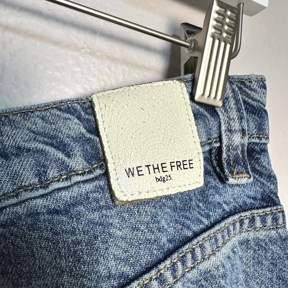 Free People We The Free Old West Slouchy Wide Leg Jeans Light Wash Blue 28 NWT